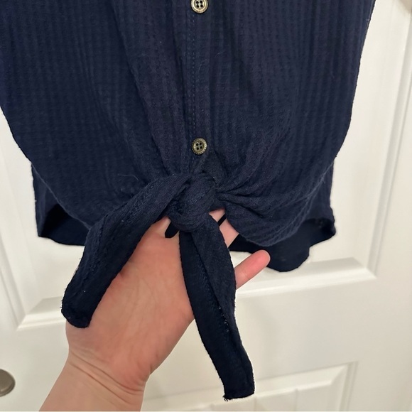 Navy blue women's button up tie front blouse XL - Picture 3 of 5